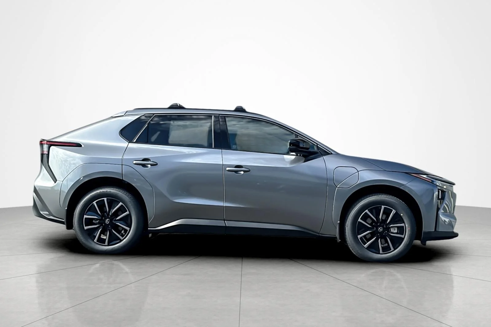 New 2026 Heavy Metal <sup>1</sup> Toyota  XLE image 6