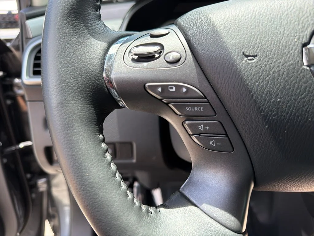 Used 2021 Gray Nissan SL image 22