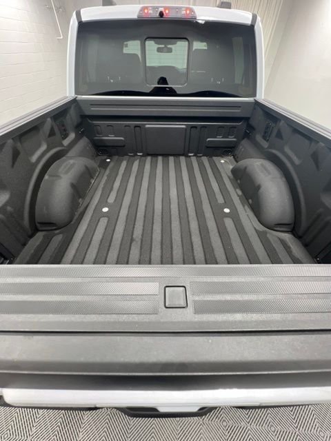 Used 2025 Oxford White Ford Raptor image 22