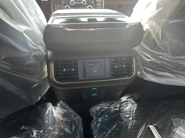 New 2026 Star White Metallic Tri-Coat Ford King Ranch® image 22