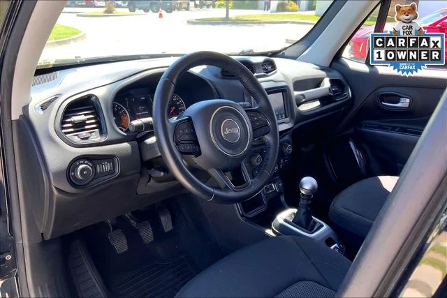 Used 2018 Black Jeep Latitude image 14