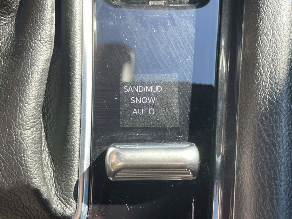 Used 2023 White Jeep Sport image 22