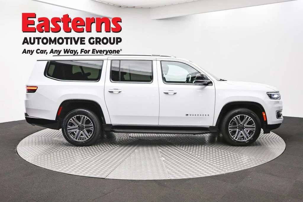 Used 2024 White Jeep Series II image 4