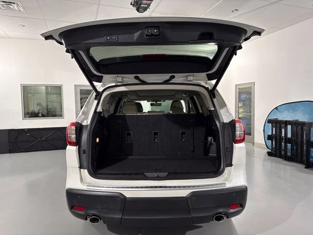 Used 2021 White Subaru Limited image 12