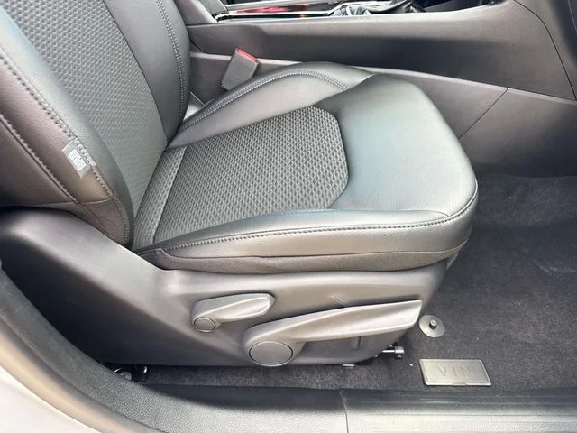 New 2026 Silver Jeep Latitude image 13