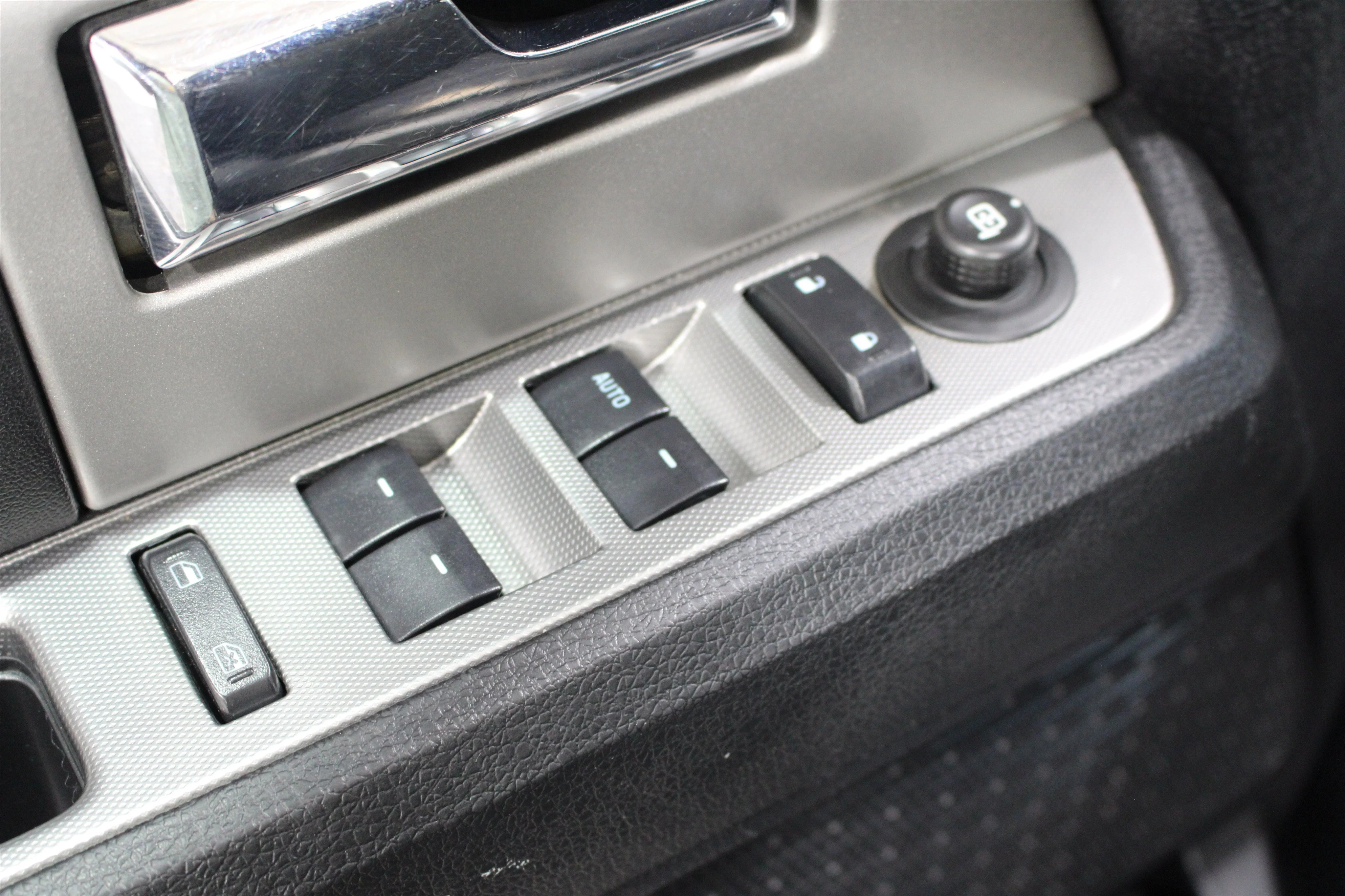 2015 Ford Expedition XLT - Photo 7