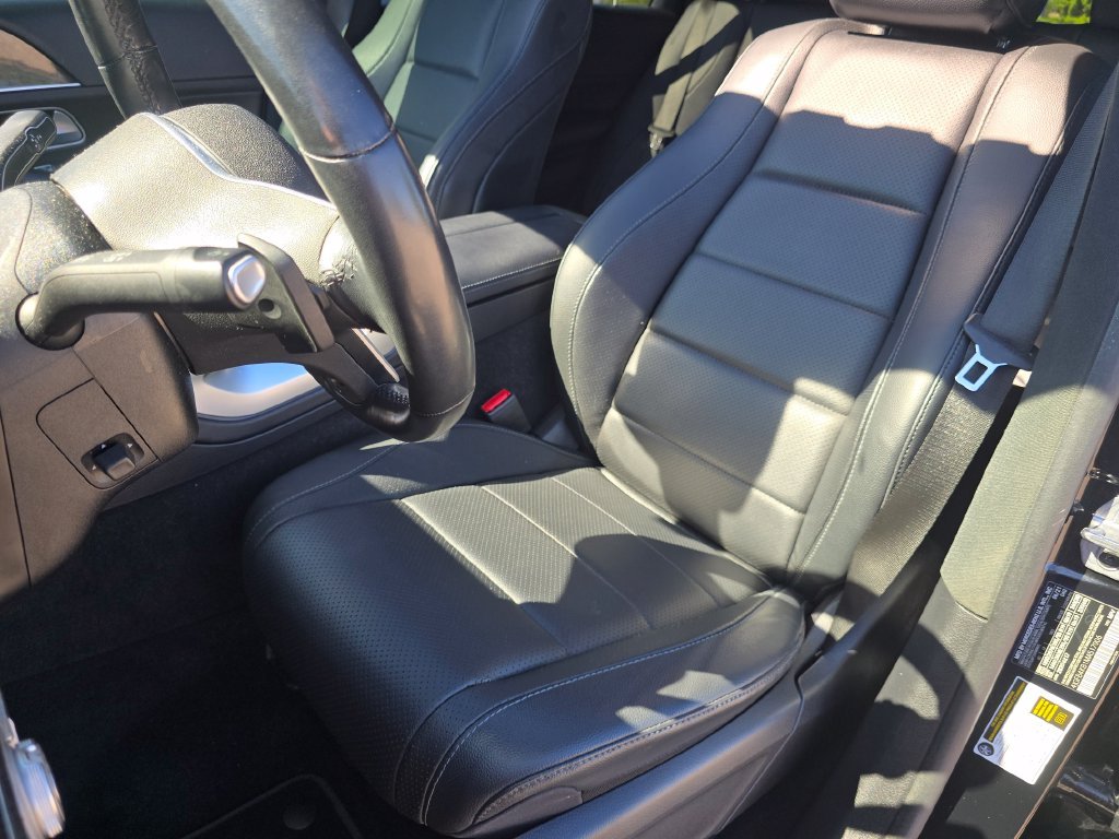 Used 2021 Black Mercedes-Benz GLE 350 image 26