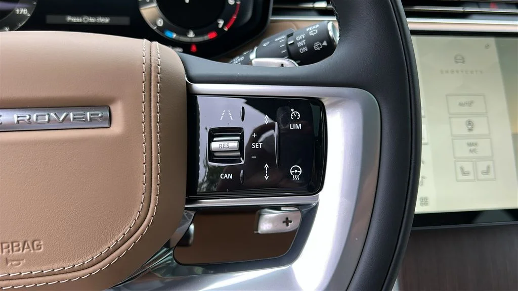 2026 Land Rover Range Rover SE - Photo 13