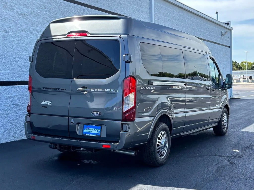 New 2026 Gray Ford Explorer Limited SE image 8