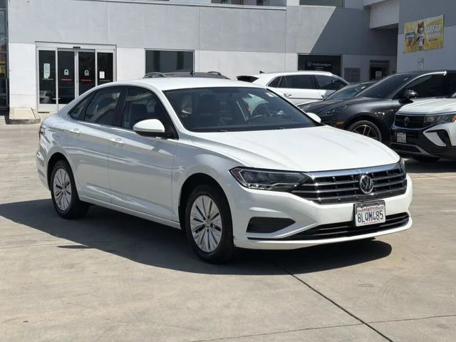 White 2020 Volkswagen Jetta Sedan Front-Wheel Drive