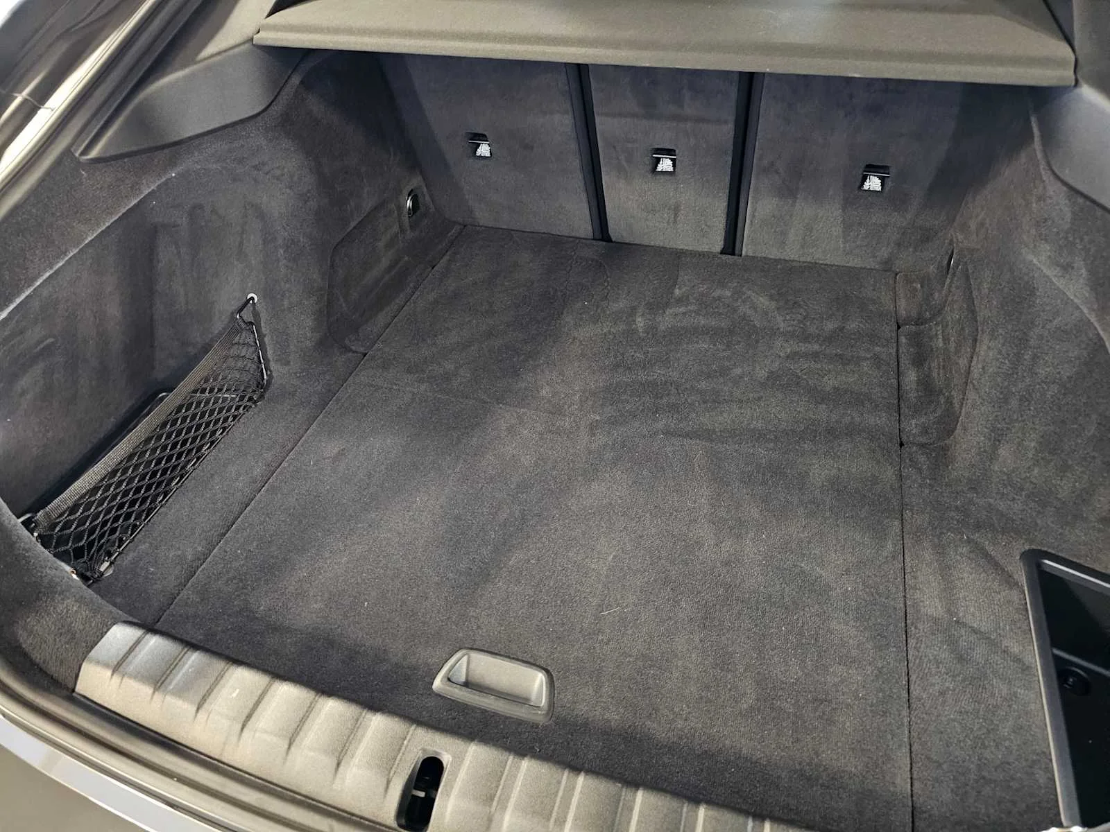 Certified Used 2023 Dravit Grey Metallic BMW eDrive35 image 33