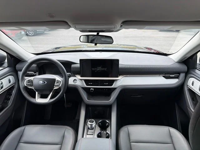 New 2026 Agate Black Metallic Ford Active image 43
