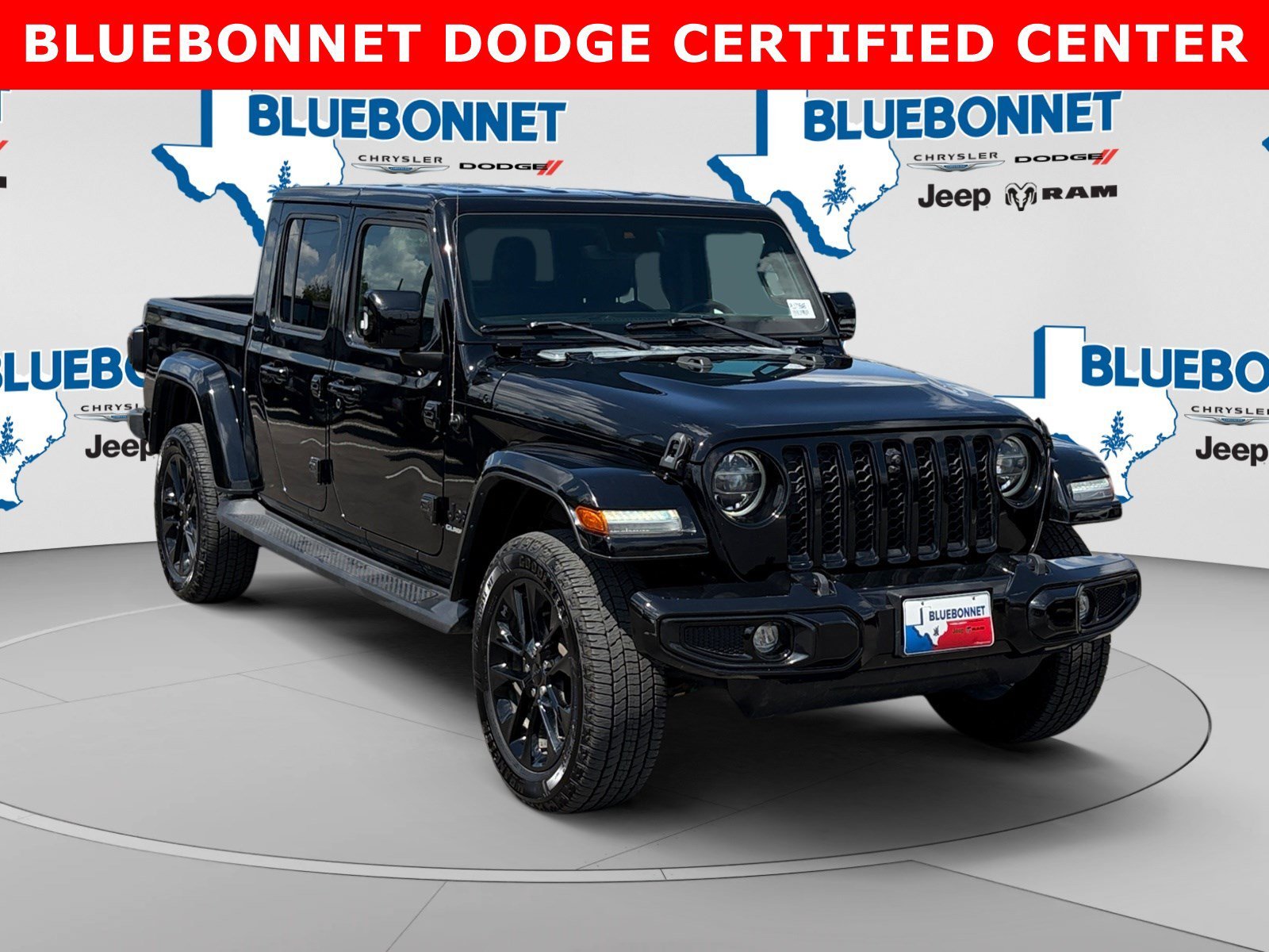 Used 2022 Black Clearcoat Jeep High Altitude image 3