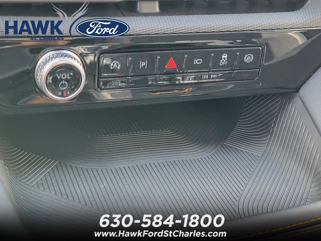 New 2026 Space White Metallic Ford Tremor® image 18