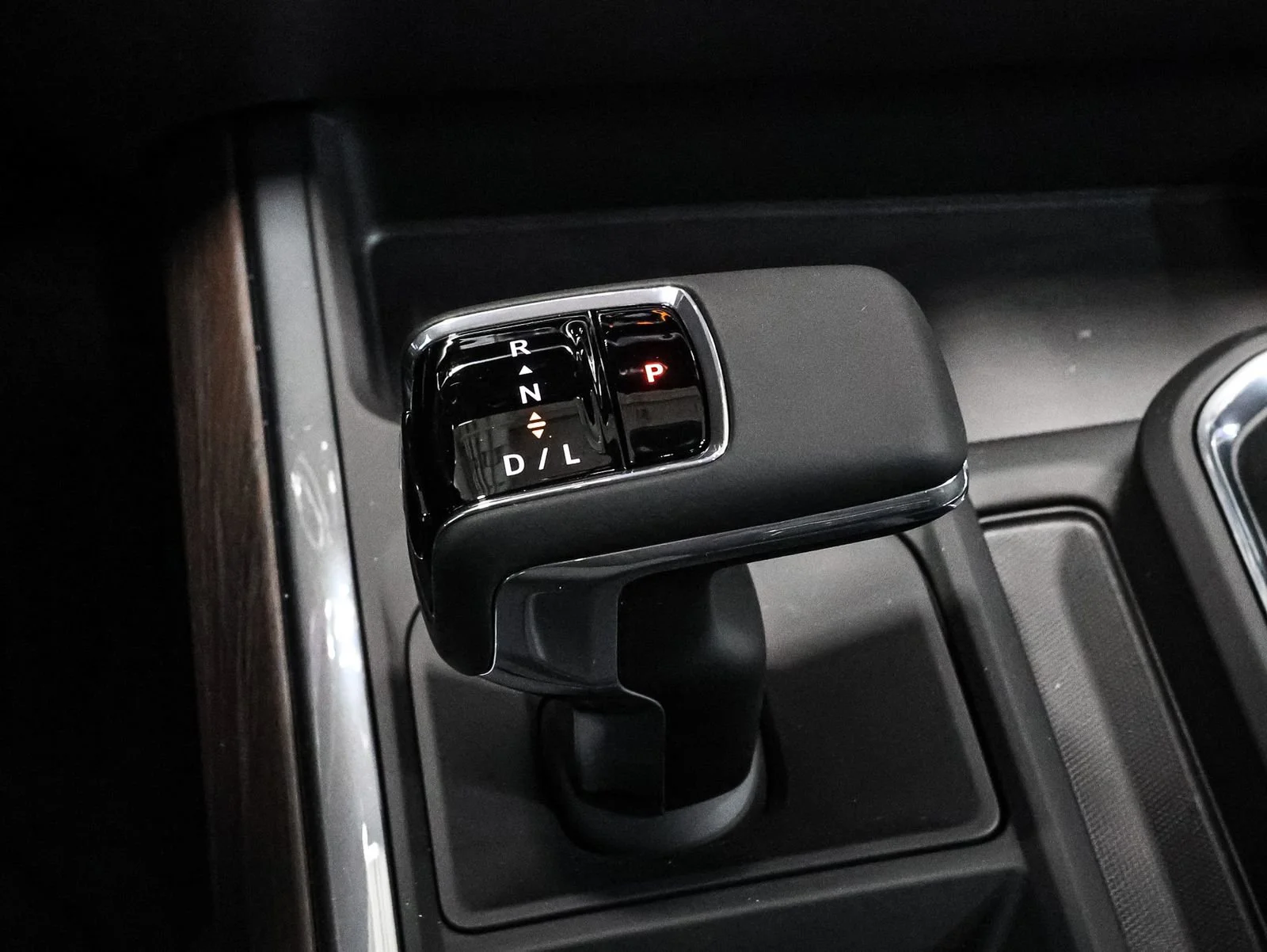 New 2026 Sterling Metallic GMC SLT image 30