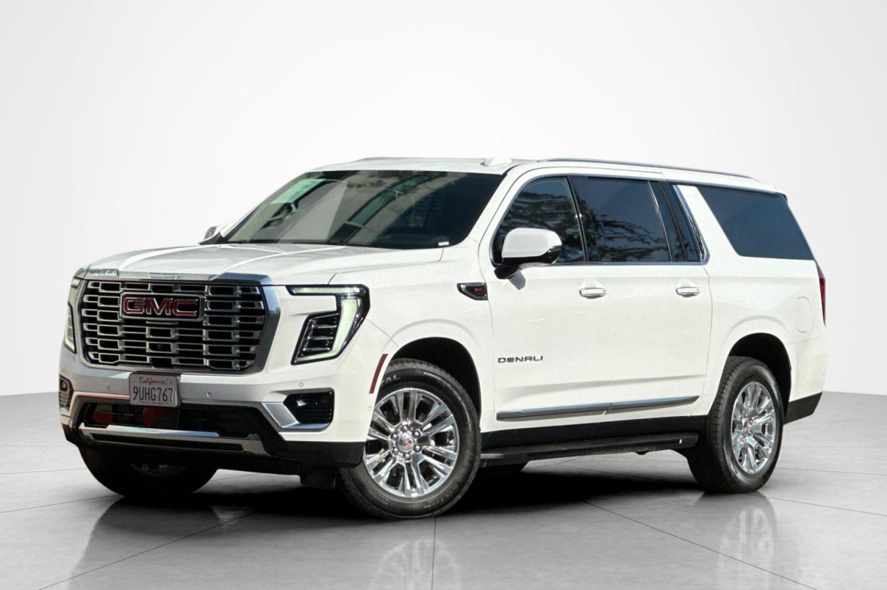 2025 GMC Yukon's photo