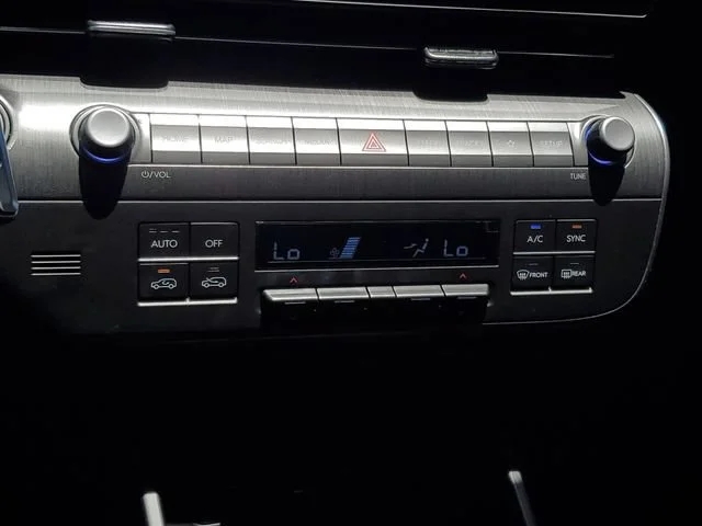 Used 2024 Mirage Green Hyundai SEL image 18