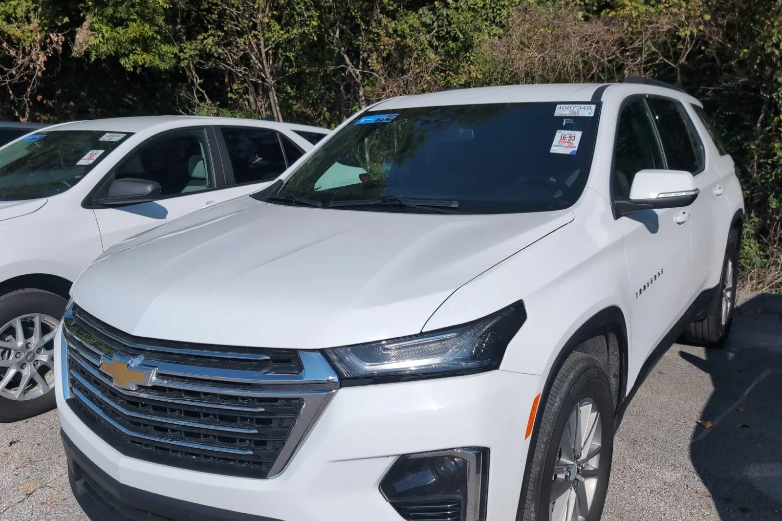 Used 2023 SUMMIT WHITE Chevrolet LT Cloth image 11
