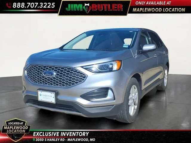 Used 2024  Ford SEL image 1