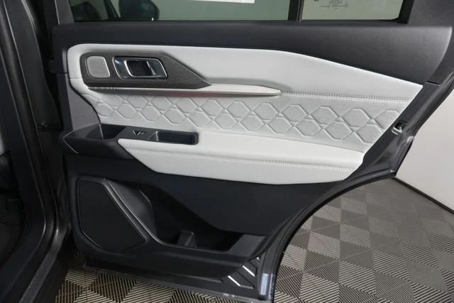 New 2026 Carbonized Gray Metallic Ford Platinum™ image 33