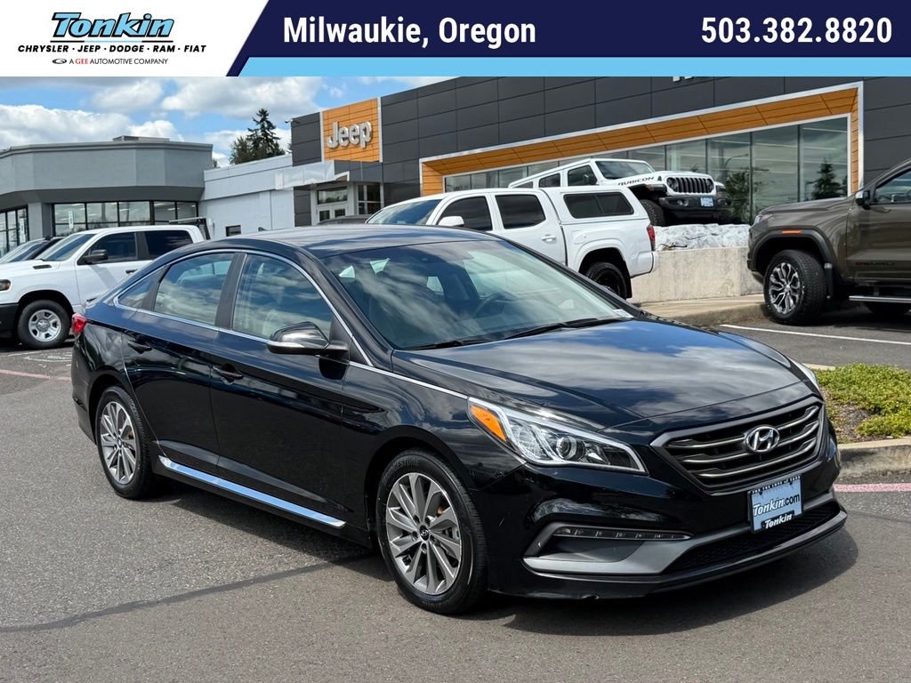 Used 2015 Black Hyundai Sport image 1