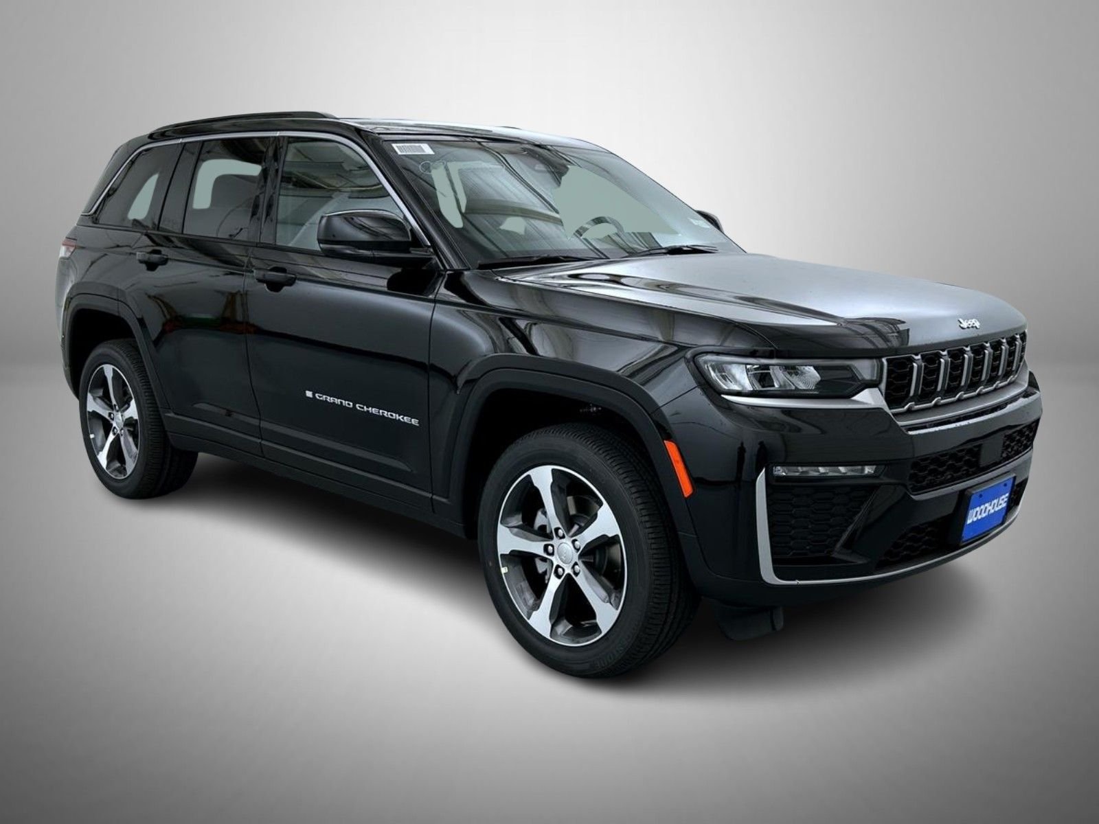 New 2026 Diamond Black Crystal Pearl-Coat Exterior Paint Jeep Limited image 3