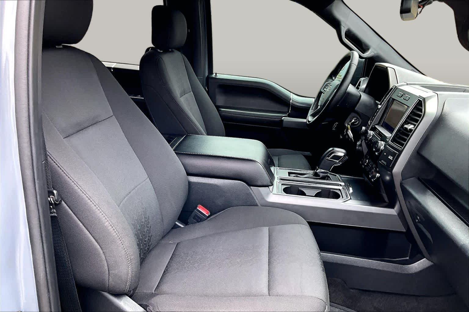 Used 2019 Abyss Gray Metallic Ford XLT image 9