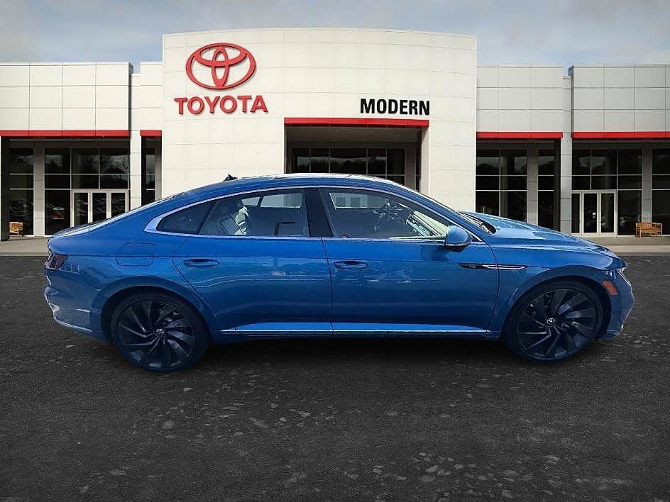 Used 2023 Blue Metallic Volkswagen SEL R-Line image 12
