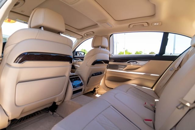2018 BMW 7 Series 750i - Photo 14