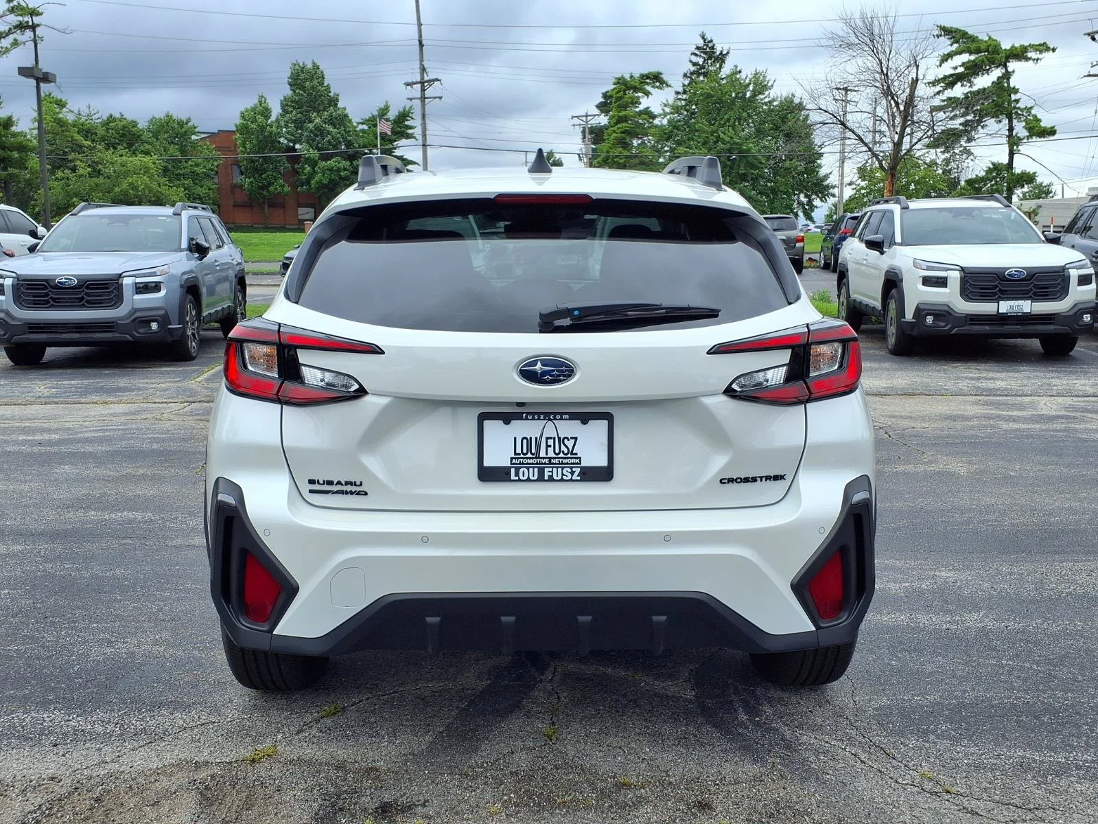 New 2026 CRYSTAL WHITE PEARL Subaru Limited image 15