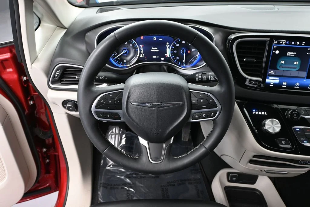 Used 2024 Red Chrysler Touring L image 25