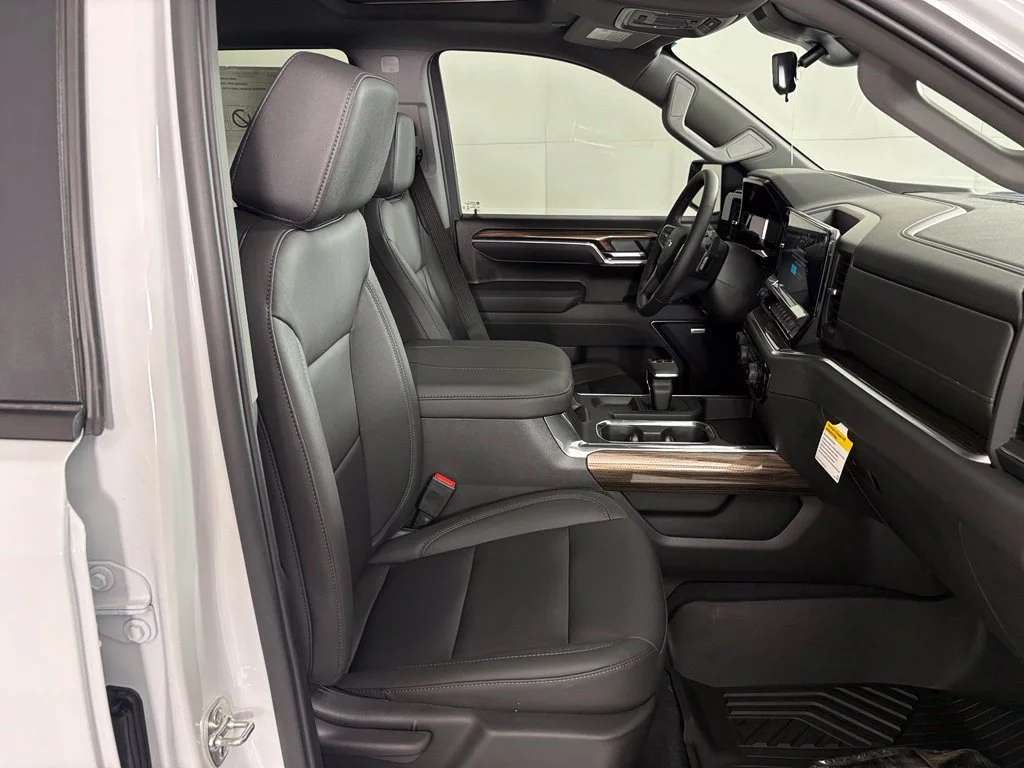 New 2026 Summit White Chevrolet LT Trail Boss image 49