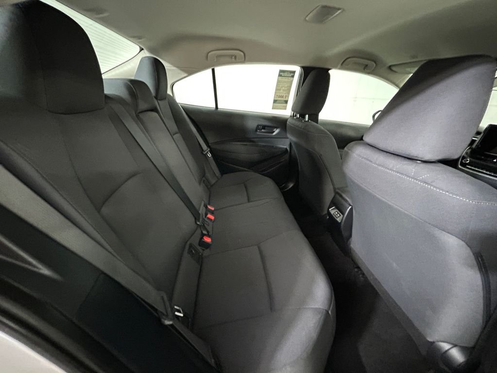Used 2023 White Toyota LE image 17