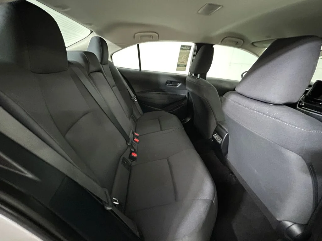 Used 2023 White Toyota LE image 17
