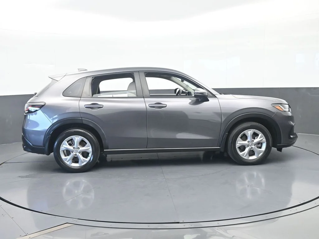 Used 2023 Gray Honda LX image 7