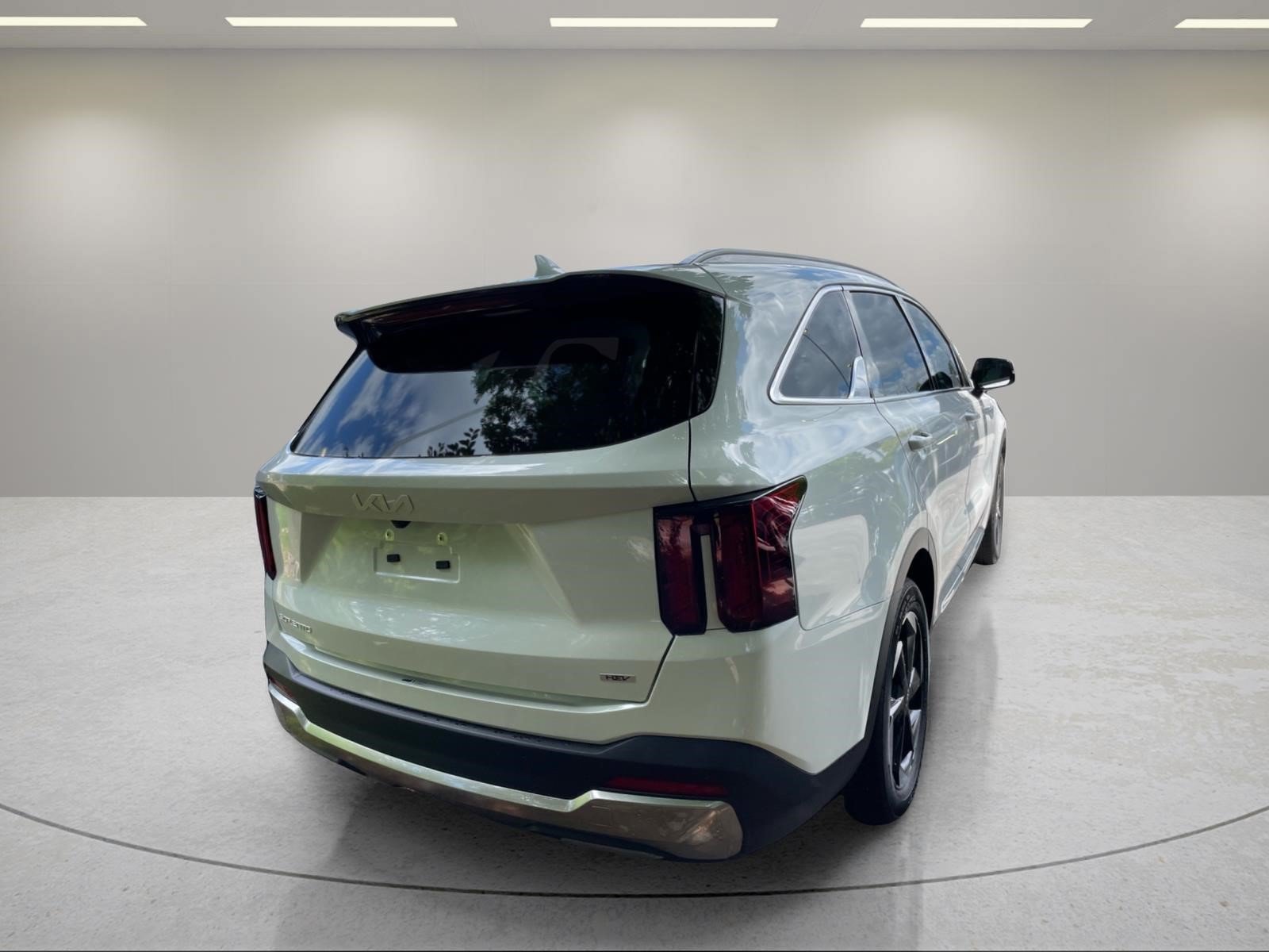 Used 2025 Snow White Pearl Kia EX image 9