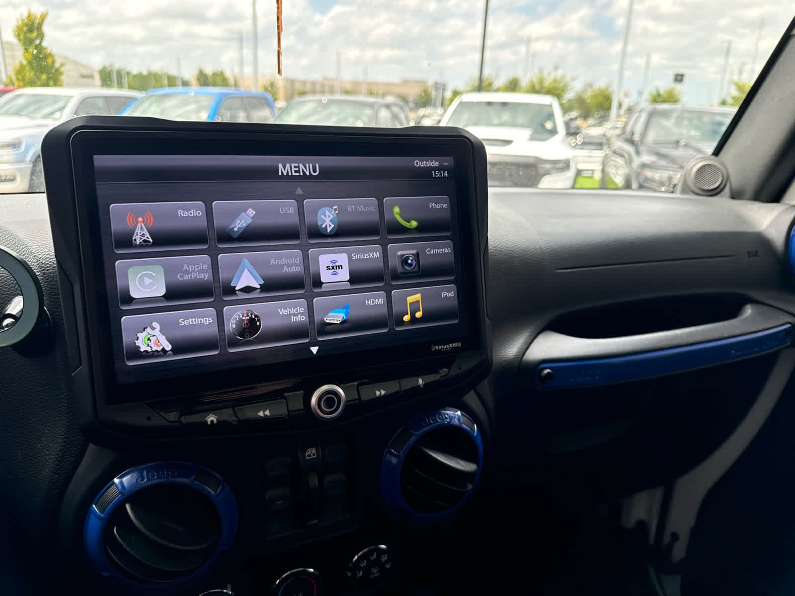 Used 2014 Bright White Clearcoat Jeep Sport image 12
