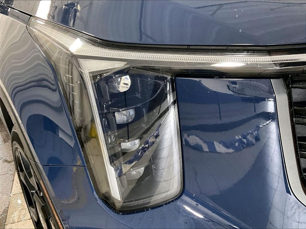 Used 2024 Black Kia X-Line EX image 34