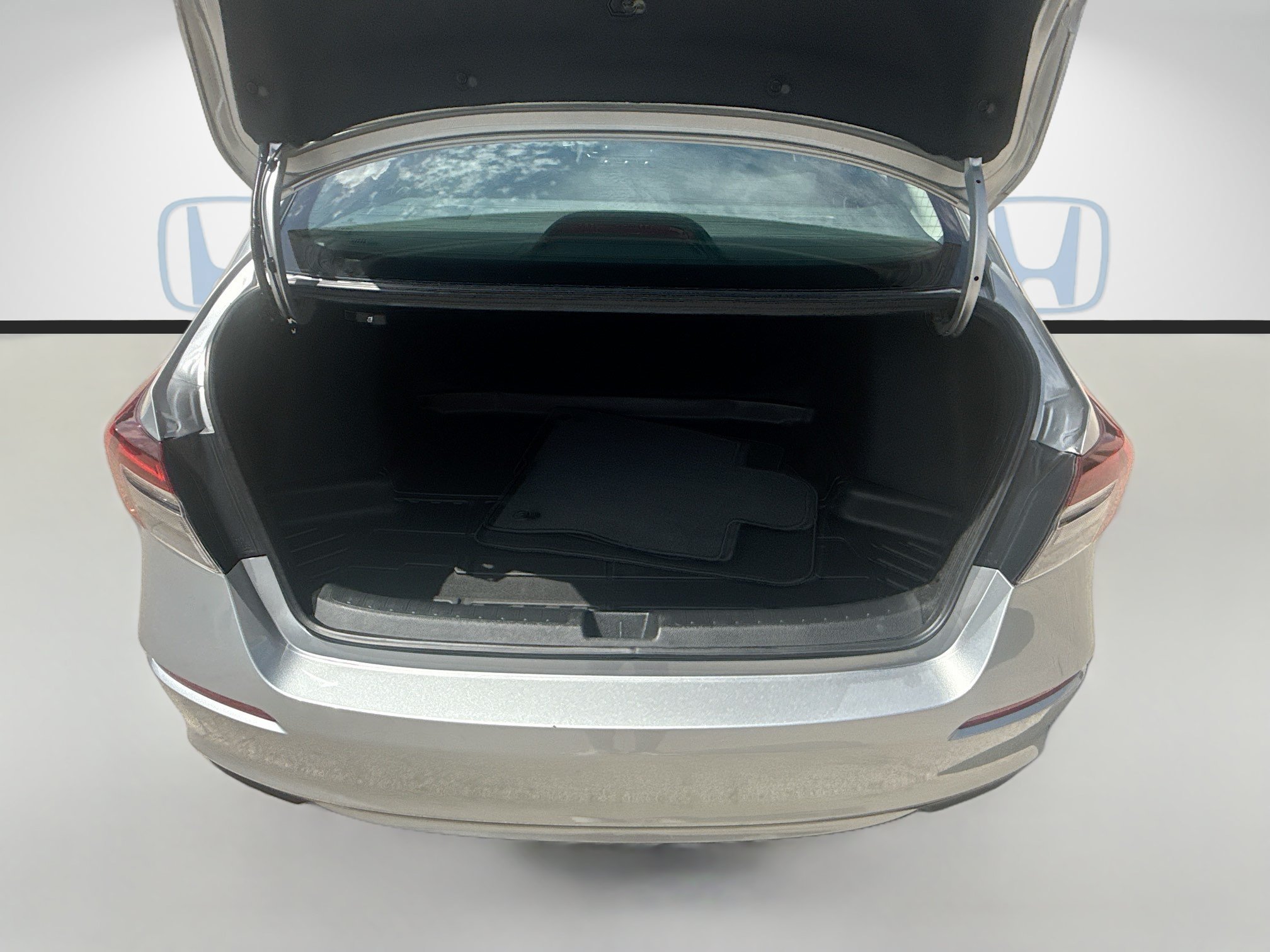 2025 Honda Civic LX - Photo 25