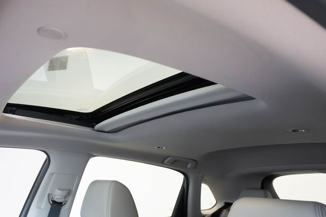 Used 2025 Blue Honda EX-L image 4