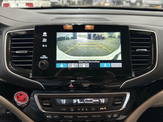 Certified Used 2019  Honda Touring image 29