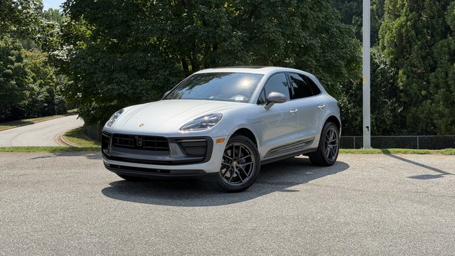 2026 Porsche Macan T