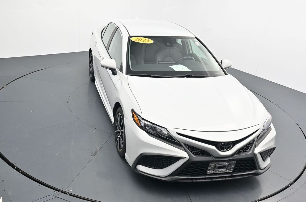 Used 2023 White Toyota SE image 24