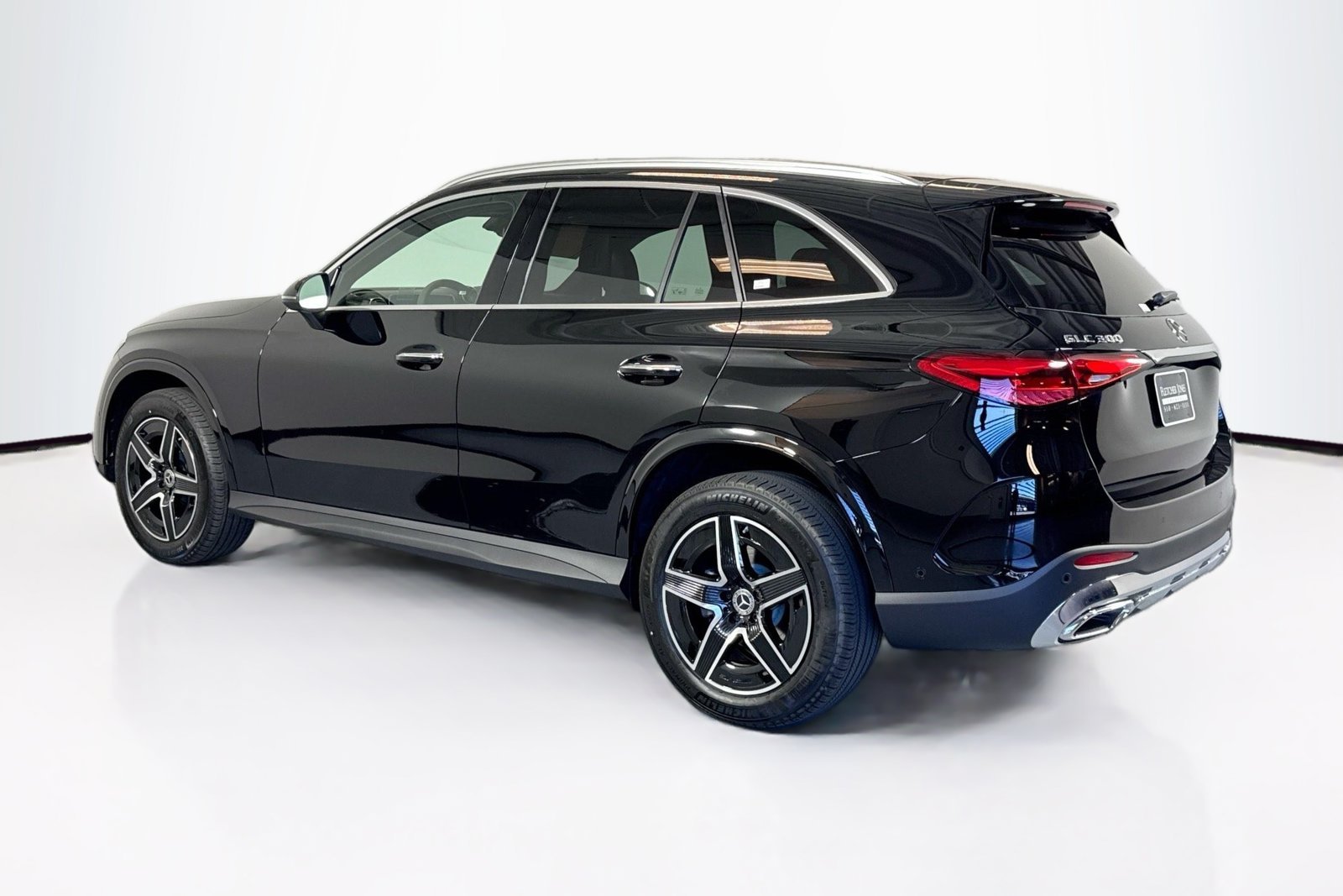 New 2026 Black Mercedes-Benz GLC 300 image 7