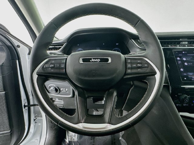 Used 2023 White Jeep Laredo X image 13