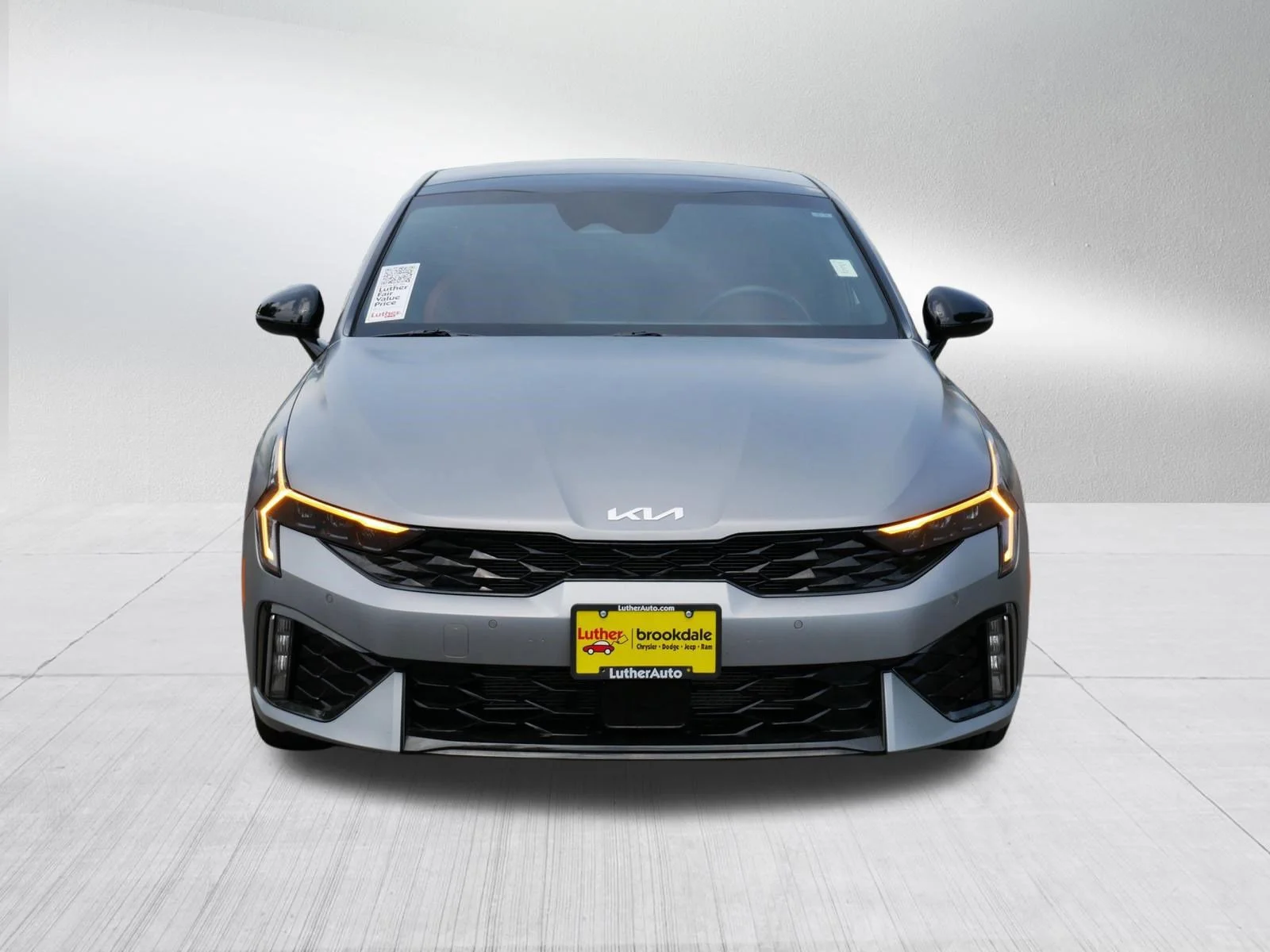 Used 2025 Steel Matte Gray Kia GT-Line image 2