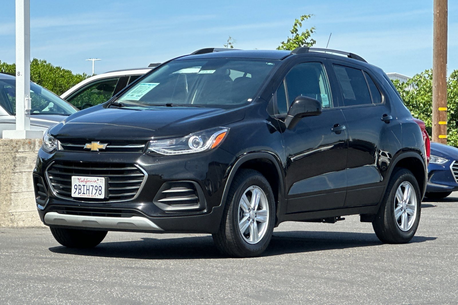 Used 2022 Mosaic Black Metallic Chevrolet LT image 8