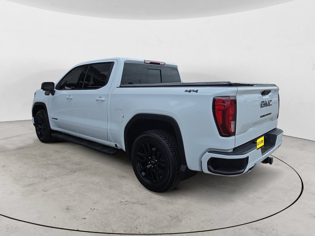 Used 2024 Summit White GMC Elevation image 11