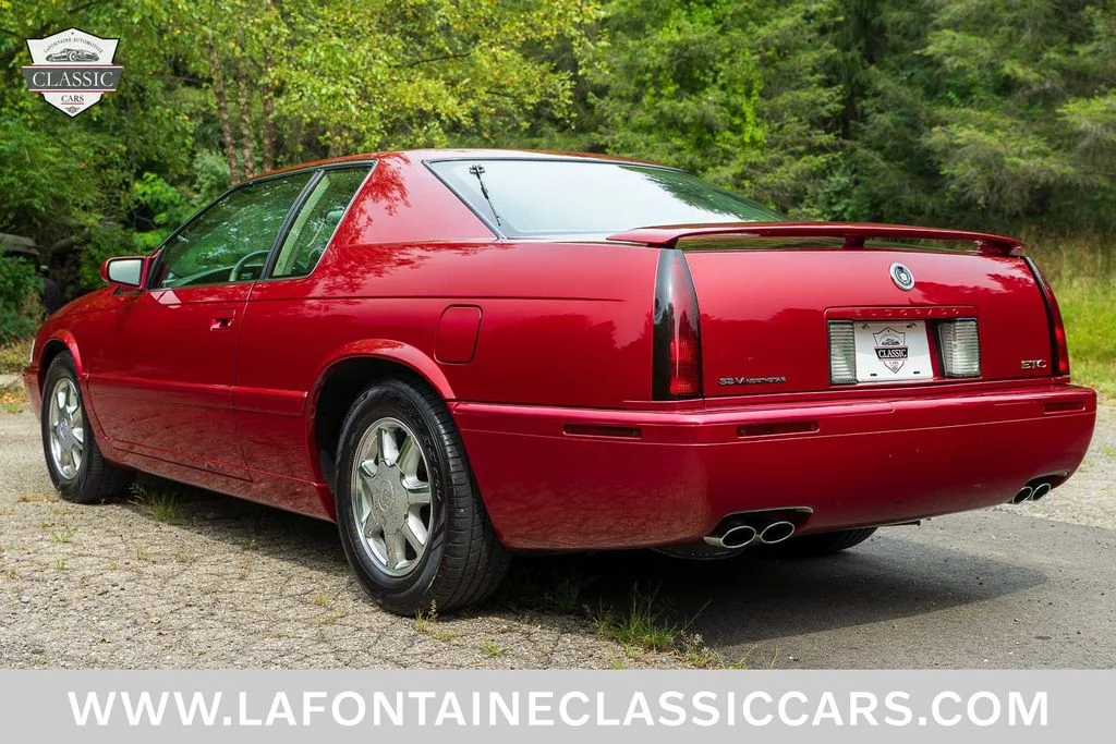 Used 2000 Red Cadillac ETC image 32