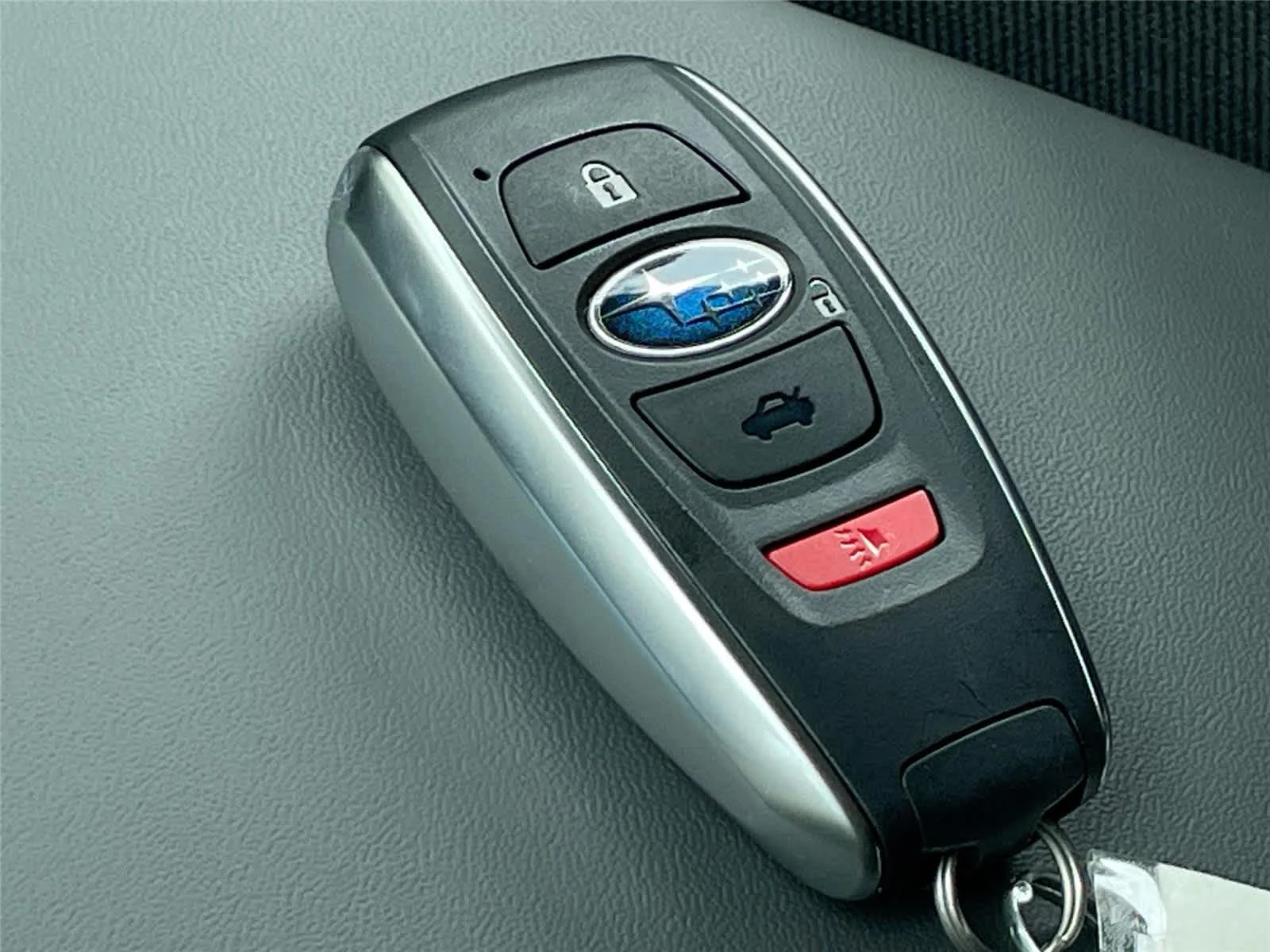New 2027 CRYSTAL WHITE PEARL Subaru Premium image 31
